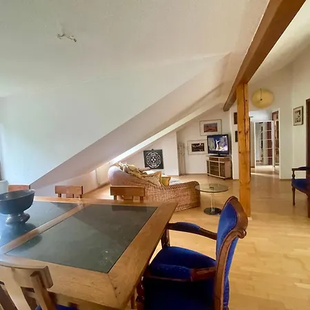 Wunderschoenes Grosses 3 Zimmer Apartament Zentrum Goldstadt Familienfreundlich Mit Garage Pforzheim Exterior photo