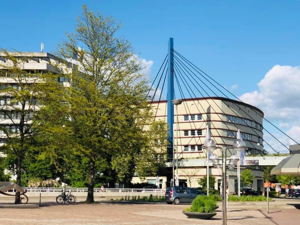 Wunderschoenes Grosses 3 Zentrum Goldstadt Familienfreundlich Mit Garage Apartment *