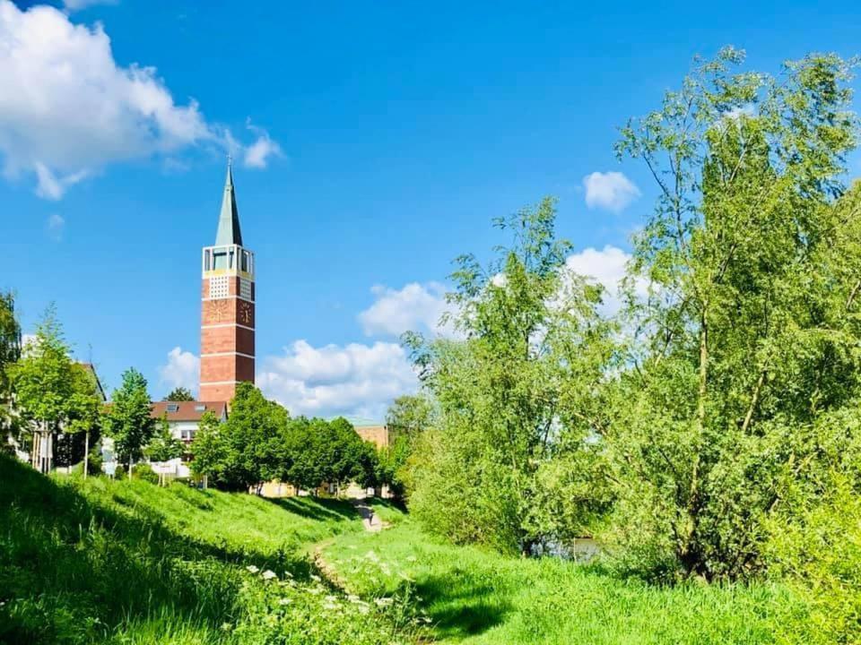 Wunderschoenes Grosses 3 Zentrum Goldstadt Familienfreundlich Mit Garage *