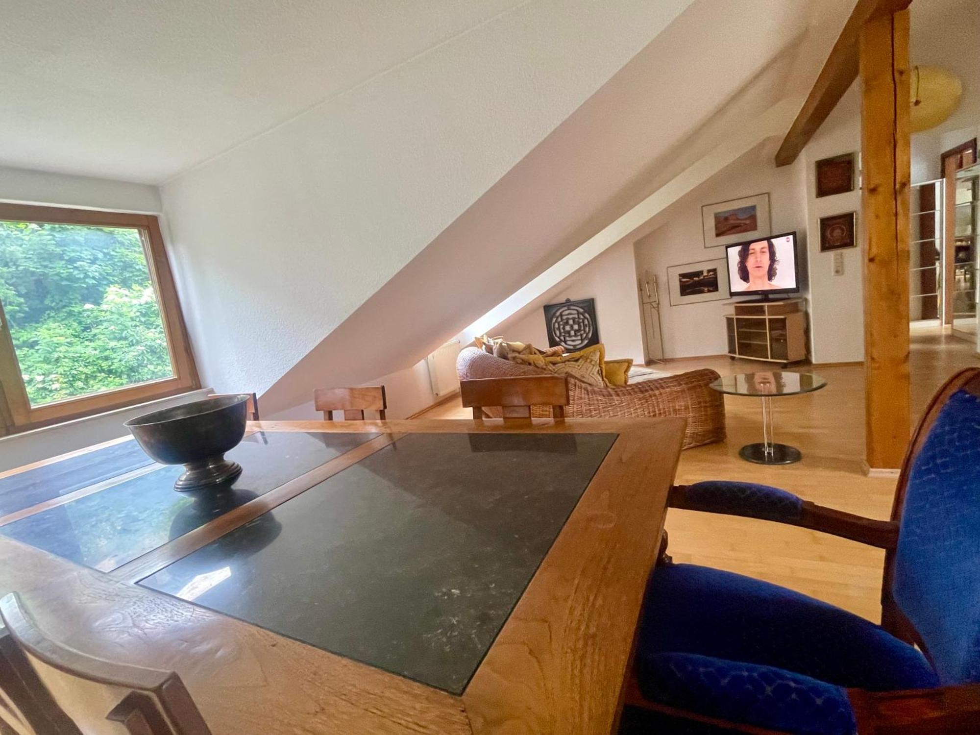 Wunderschoenes Grosses 3 Zentrum Goldstadt Familienfreundlich Mit Garage Apartment *
