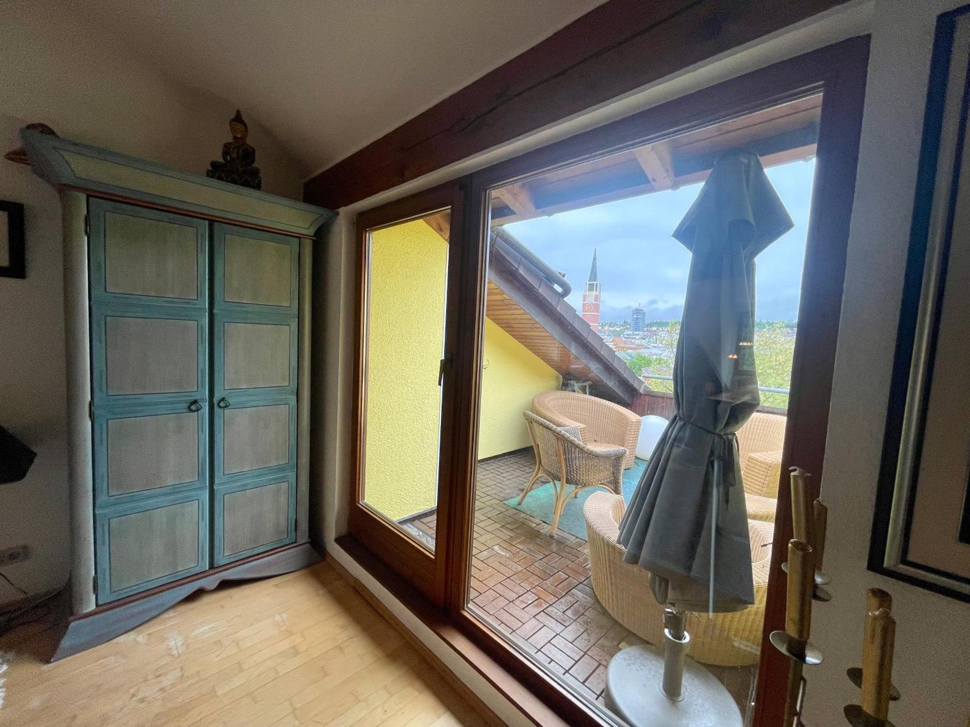 Apartment Wunderschoenes Grosses 3 Zentrum Goldstadt Familienfreundlich Mit Garage Pforzheim