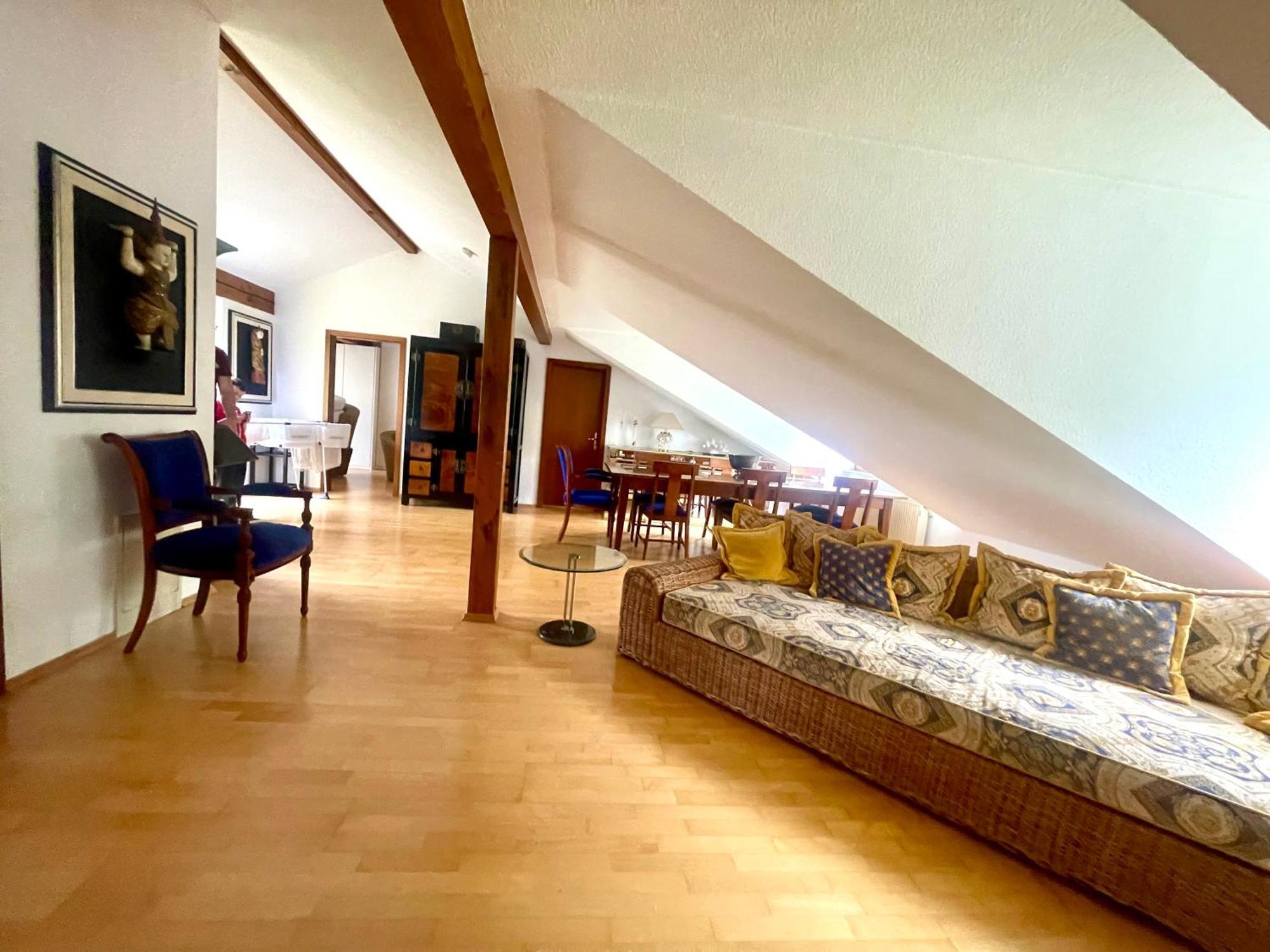 Apartment Wunderschoenes Grosses 3 Zentrum Goldstadt Familienfreundlich Mit Garage *