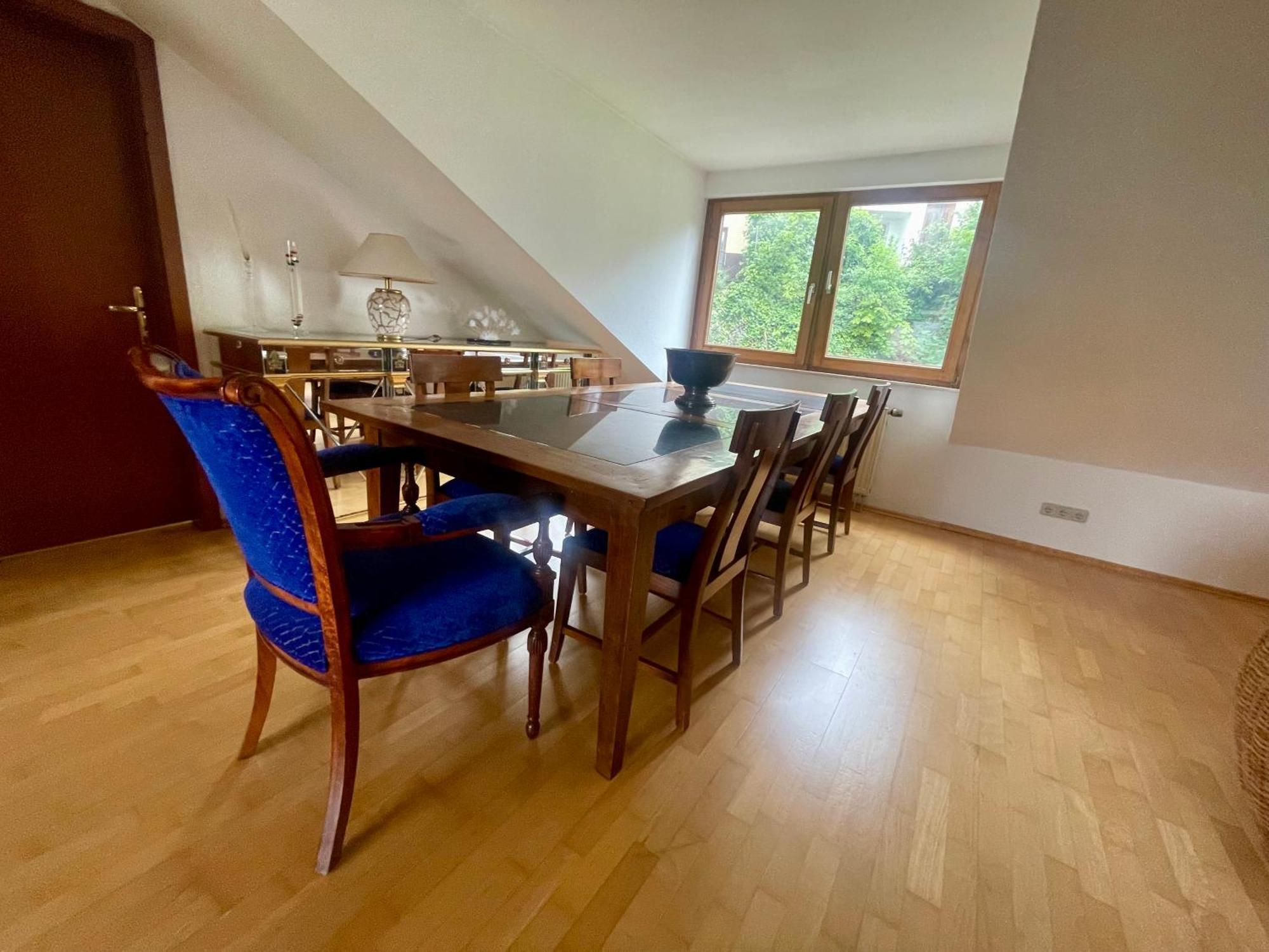 Wunderschoenes Grosses 3 Zentrum Goldstadt Familienfreundlich Mit Garage *