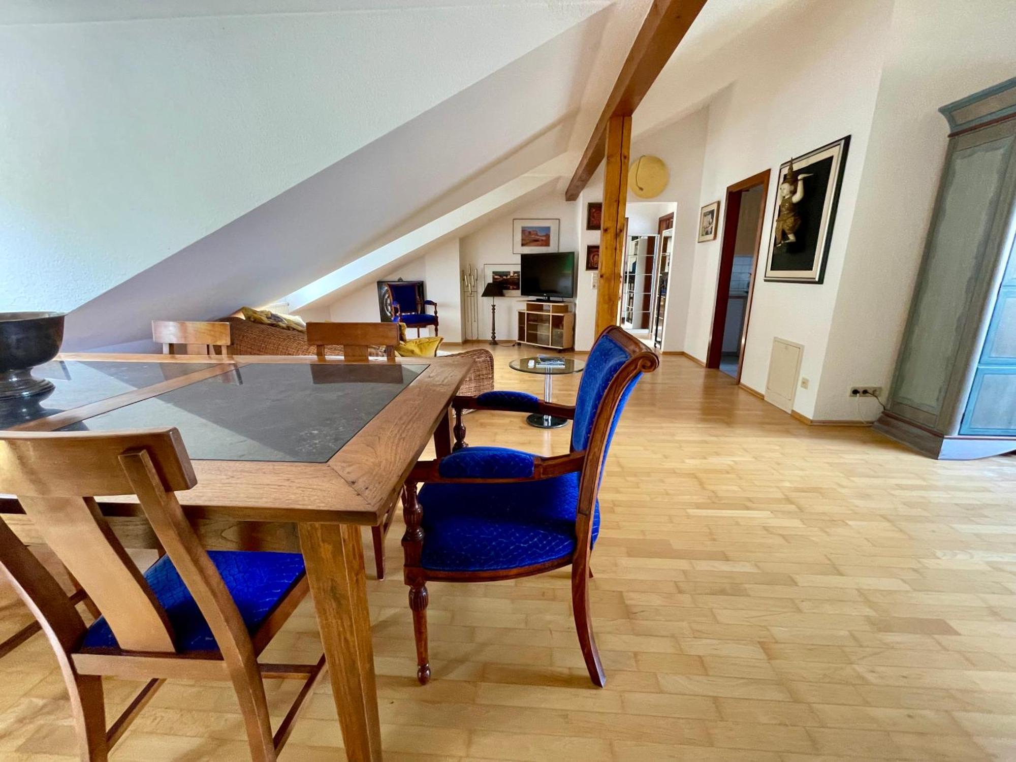 Wunderschoenes Grosses 3 Zentrum Goldstadt Familienfreundlich Mit Garage Apartment