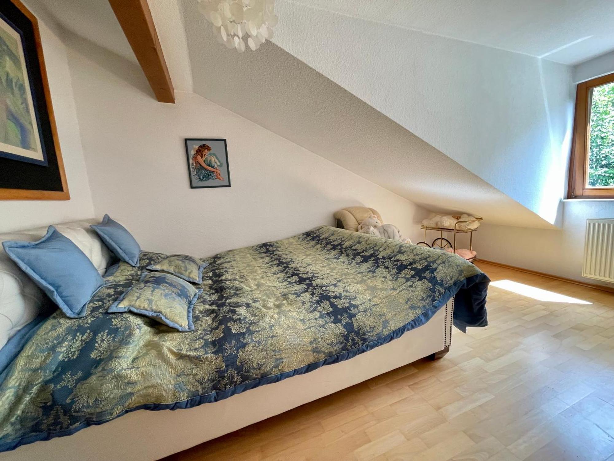 Apartment Wunderschoenes Grosses 3 Zentrum Goldstadt Familienfreundlich Mit Garage