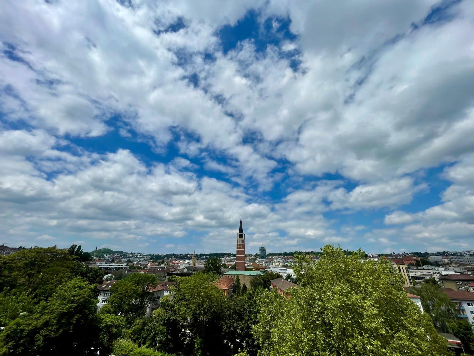 Wunderschoenes Grosses 3 Zentrum Goldstadt Familienfreundlich Mit Garage Apartment *